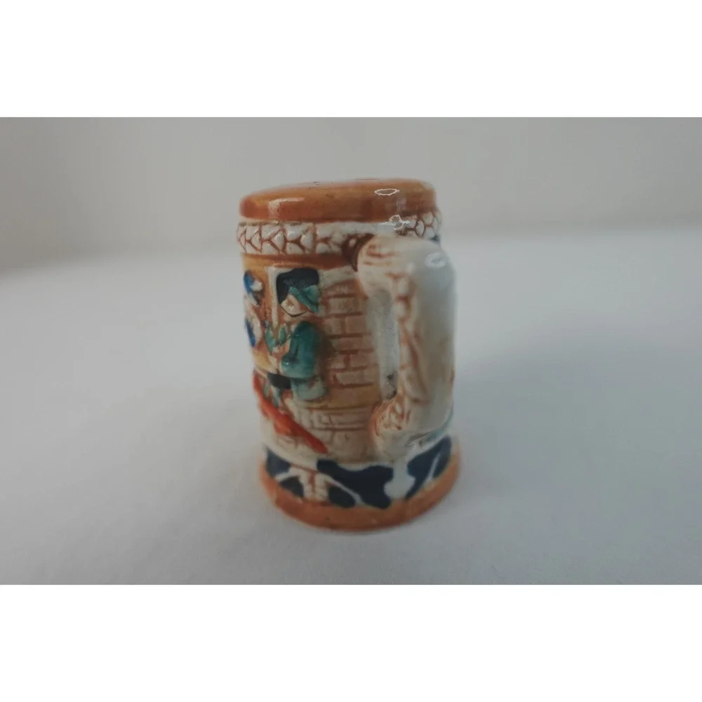 VINTAGE MINIATURE CERAMIC BEER STEIN‎ Salt or Pepper Shaker -One Piece - Japan